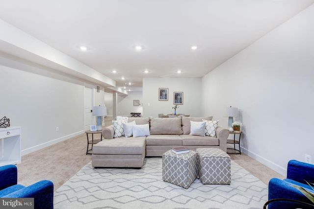 6547 CLUBHOUSE DR, Laurel, MD 20708