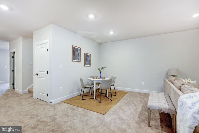 6547 CLUBHOUSE DR, Laurel, MD 20708