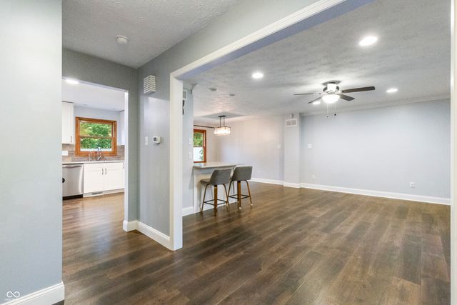 68 Stonybrook Drive, Brownsburg, IN 46112