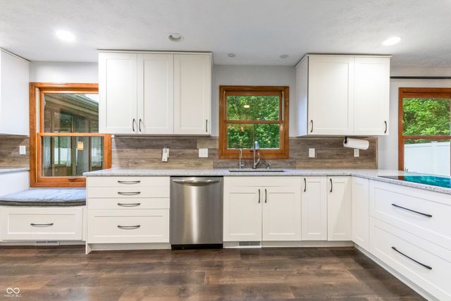 68 Stonybrook Drive, Brownsburg, IN 46112