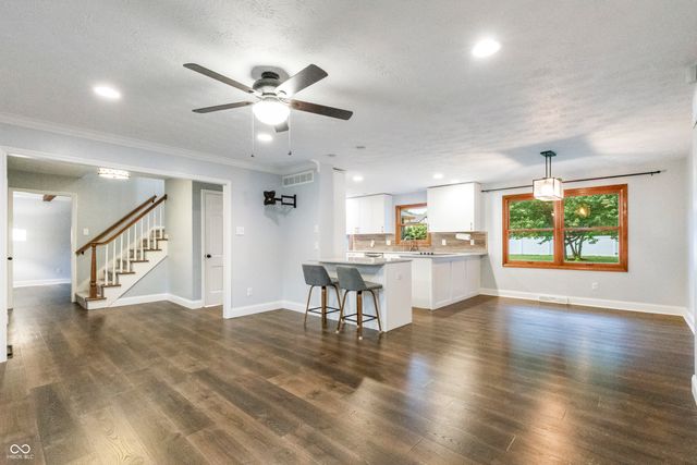 68 Stonybrook Drive, Brownsburg, IN 46112