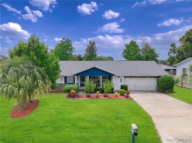 203 S Columbus Street, Beverly Hills, FL 34465