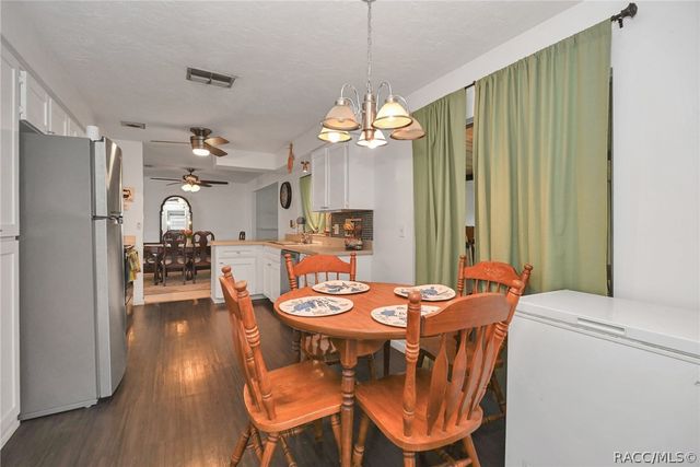 203 S Columbus Street, Beverly Hills, FL 34465
