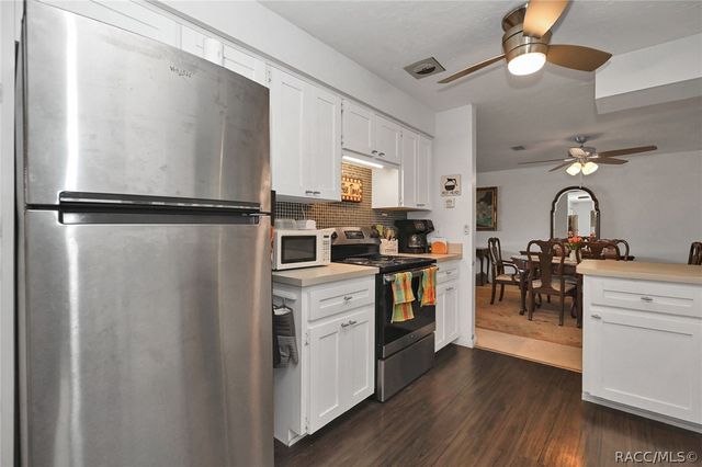 203 S Columbus Street, Beverly Hills, FL 34465
