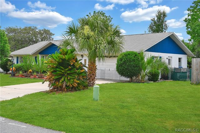 203 S Columbus Street, Beverly Hills, FL 34465
