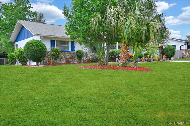 203 S Columbus Street, Beverly Hills, FL 34465