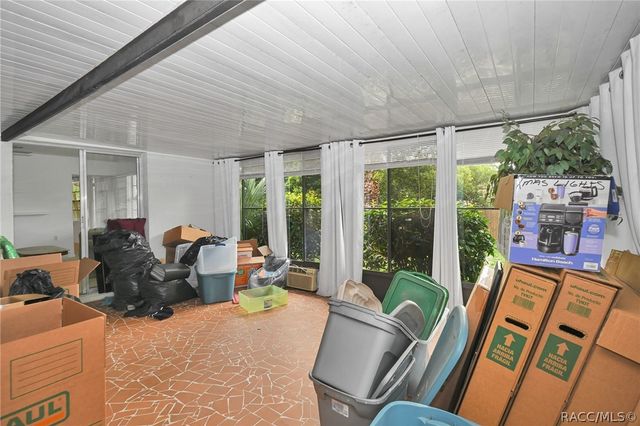 203 S Columbus Street, Beverly Hills, FL 34465