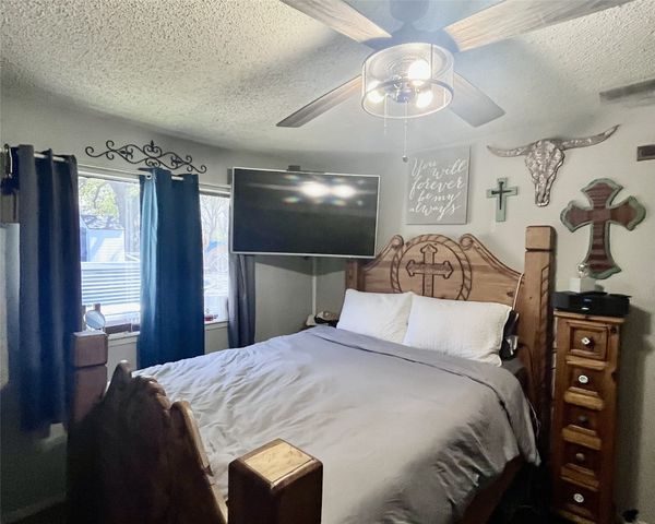 3020 Delaware Trail, Lake Worth, TX 76135