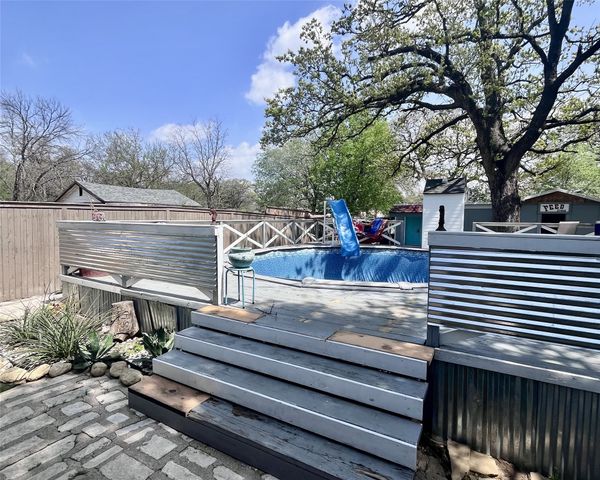 3020 Delaware Trail, Lake Worth, TX 76135