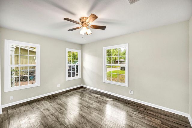 114 Riviera ST, San Marcos, TX 78666