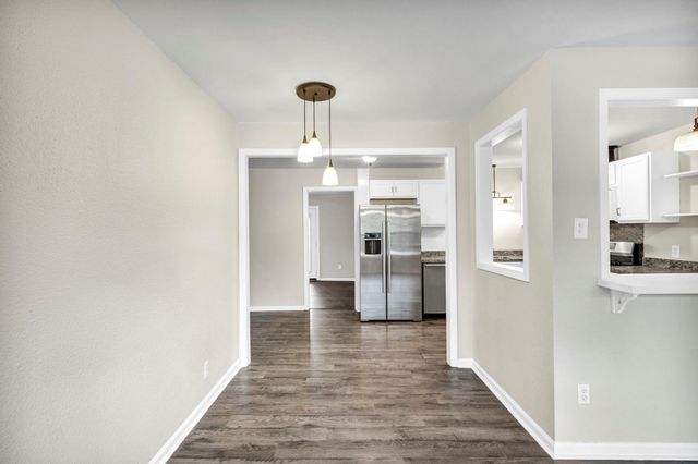 114 Riviera ST, San Marcos, TX 78666