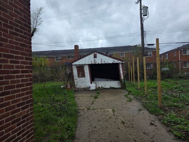 14939 Prest Street, Detroit, MI 48227