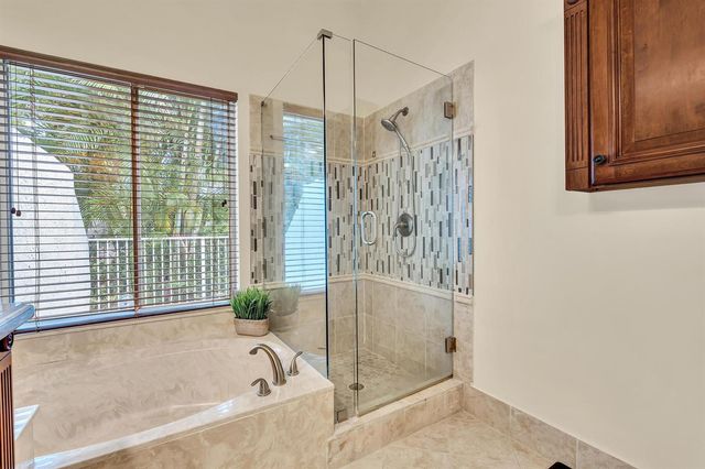 6207 La Vida Terrace, Boca Raton, FL 33433