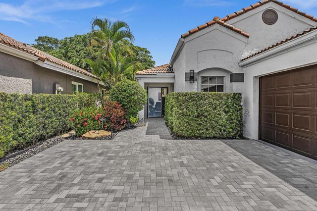 6207 La Vida Terrace, Boca Raton, FL 33433