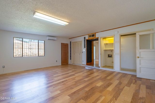 4625 FAIRBANKS Drive, El Paso, TX 79924