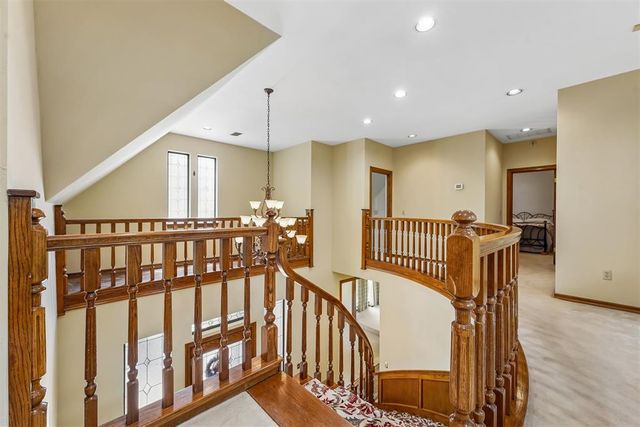 425 Country Club Drive, Edmond, OK 73025