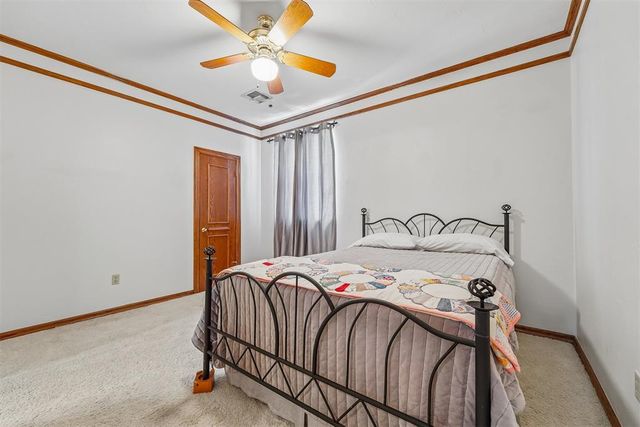 425 Country Club Drive, Edmond, OK 73025