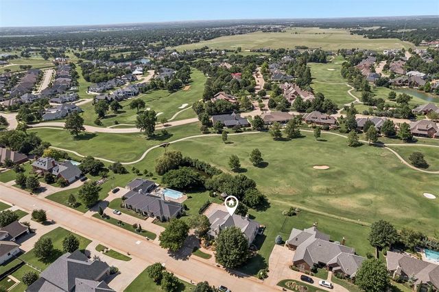 425 Country Club Drive, Edmond, OK 73025