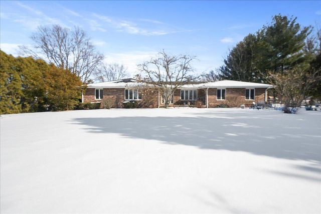 285 N 600 W, Valparaiso, IN 46385