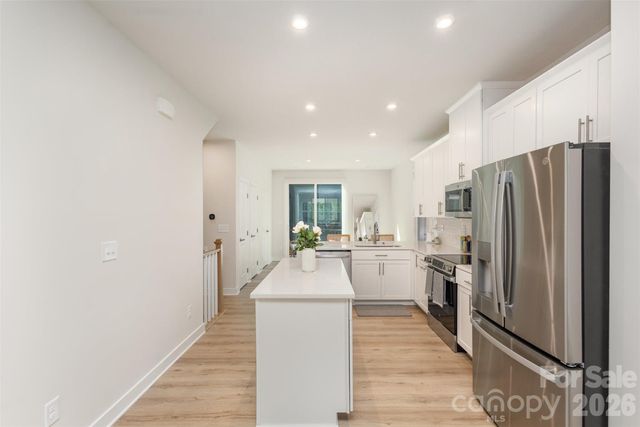 144 Millsbee Lane, Charlotte, NC 28205