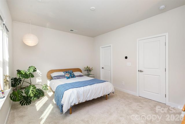 144 Millsbee Lane, Charlotte, NC 28205