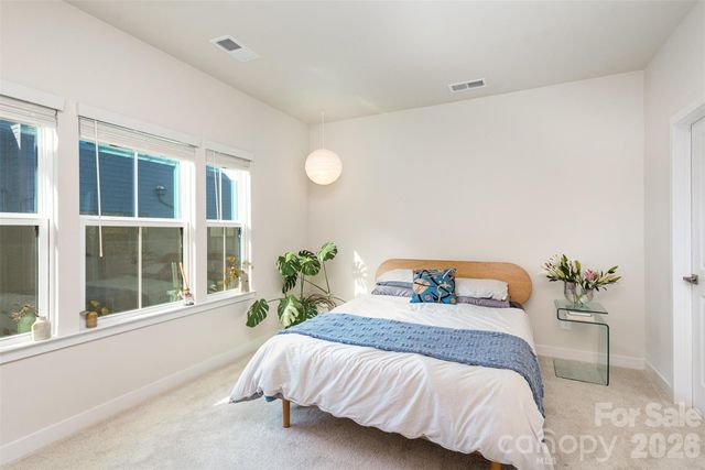 144 Millsbee Lane, Charlotte, NC 28205