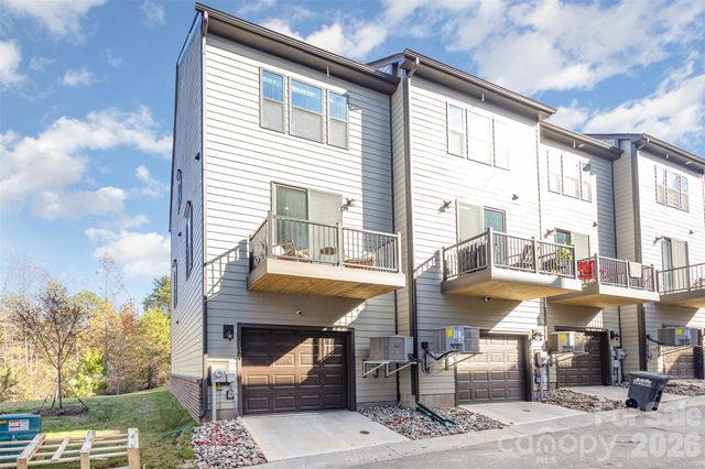 144 Millsbee Lane, Charlotte, NC 28205