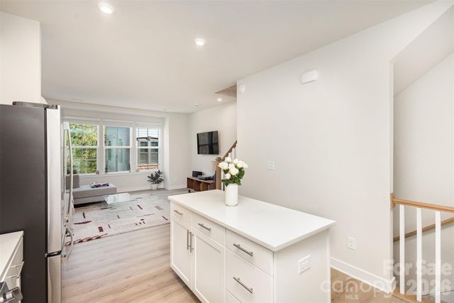 144 Millsbee Lane, Charlotte, NC 28205