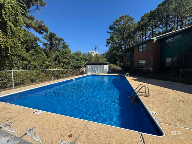 500 Grant Street 101-A, Daphne, AL 36526