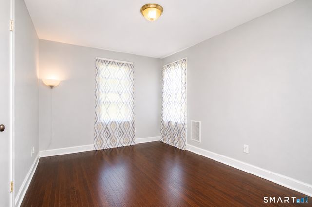 242 Victoria Road, Hartford, CT 06114