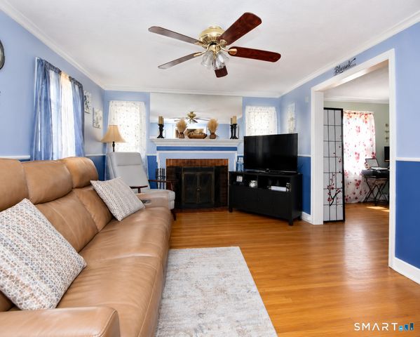 242 Victoria Road, Hartford, CT 06114