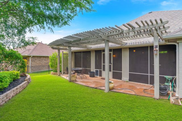 9604 Pinewood Drive, Denton, TX 76207