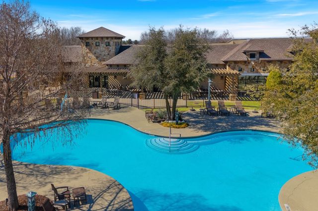 9604 Pinewood Drive, Denton, TX 76207