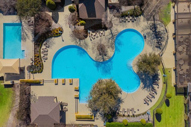 9604 Pinewood Drive, Denton, TX 76207