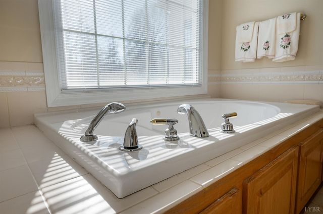 1344 Shasta Lane, Forest, VA 24551