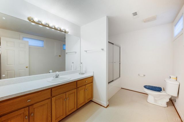 1344 Shasta Lane, Forest, VA 24551