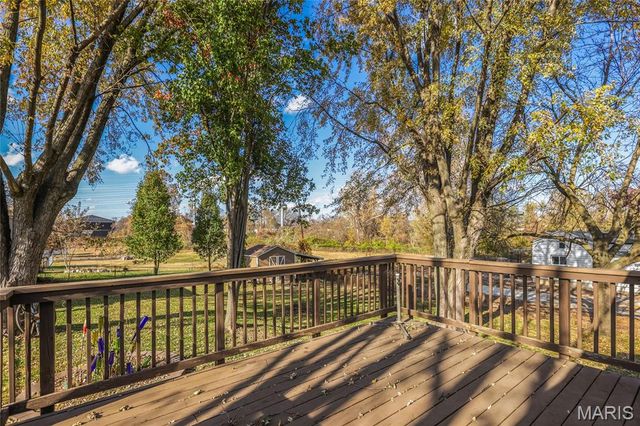 8625 S Grand Avenue, St Louis, MO 63125