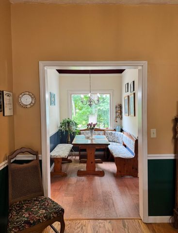 736 E Lakeshore Drive, Burnside, KY 42519