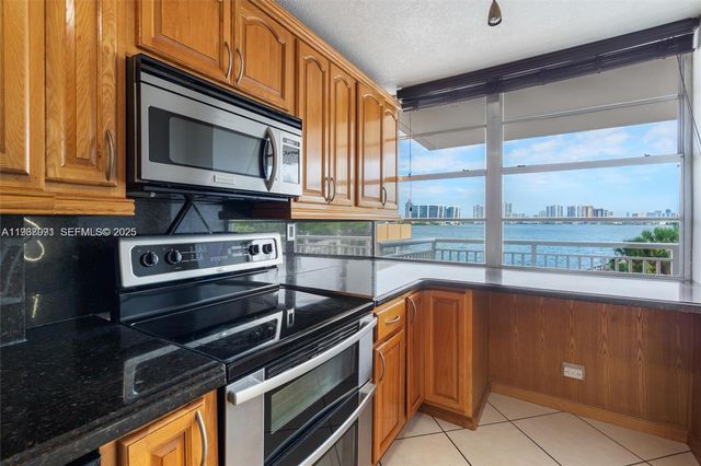 251 174th Street 218, Sunny Isles Beach, FL 33160