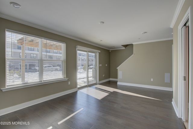 26 Mariveles Way, Tinton Falls, NJ 07724