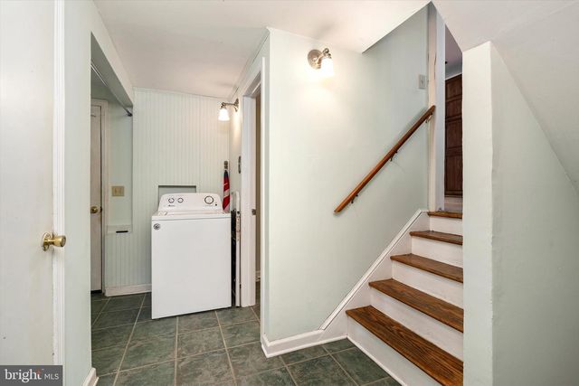 215 GREELEY ST, Hightstown, NJ 08520