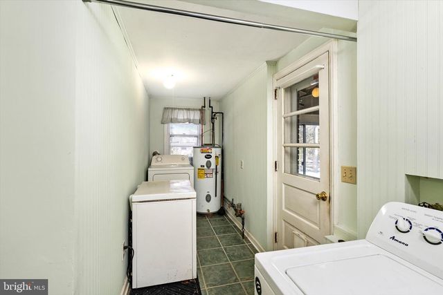 215 GREELEY ST, Hightstown, NJ 08520