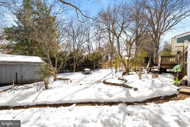 215 GREELEY ST, Hightstown, NJ 08520