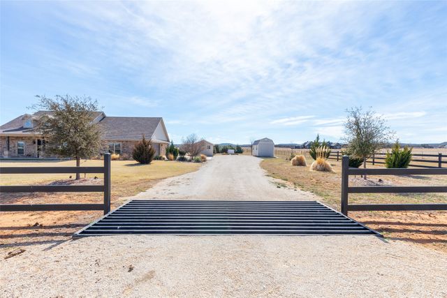 855 County Road 621, Tuscola, TX 79562