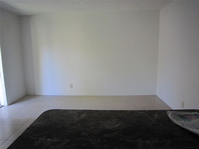 1129 NE 16th Avenue 4, Fort Lauderdale, FL 33304