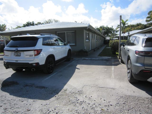 1129 NE 16th Avenue 4, Fort Lauderdale, FL 33304