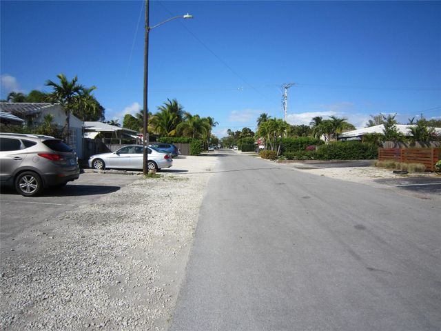 1129 NE 16th Avenue 4, Fort Lauderdale, FL 33304