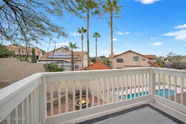 1111 W Graythorn Place, Tucson, AZ 85737