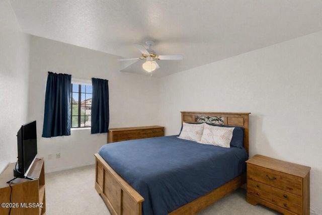 1111 W Graythorn Place, Tucson, AZ 85737