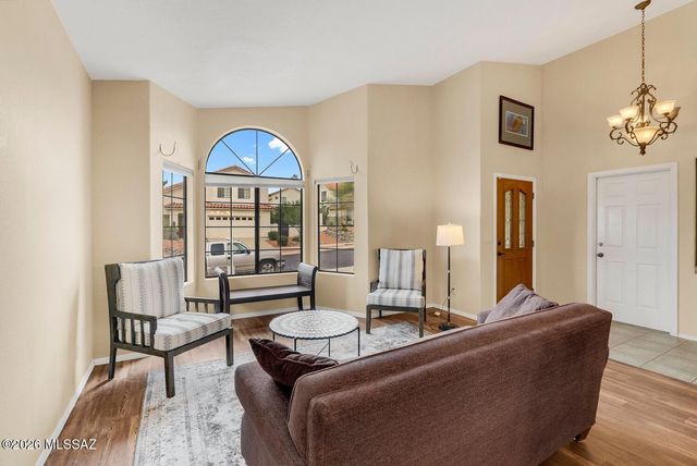 1111 W Graythorn Place, Tucson, AZ 85737